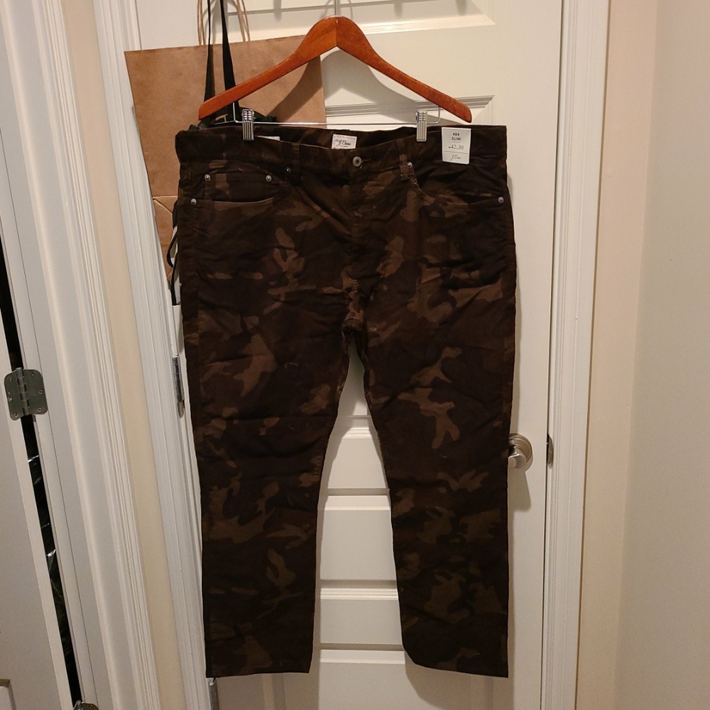 JCrew 484 slim corduroy in Camo